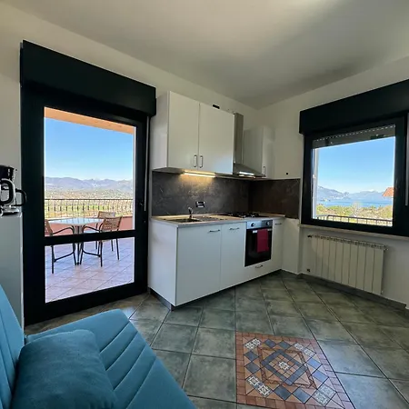 Ξενοδοχείο με διαμερίσματα Bellavista Manerba del Garda